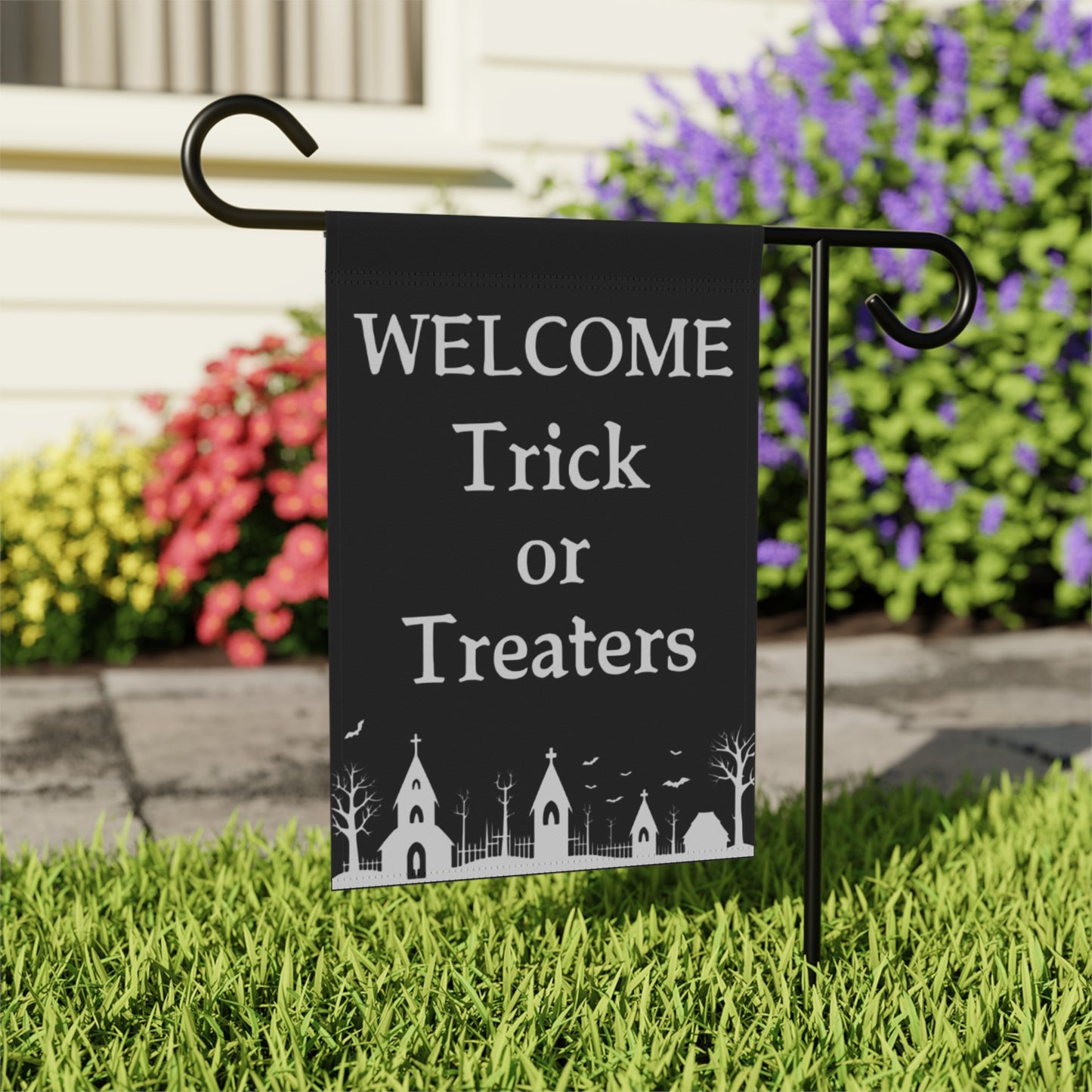 Halloween Garden & House Banner - Welcome Trick Or Treaters Scene